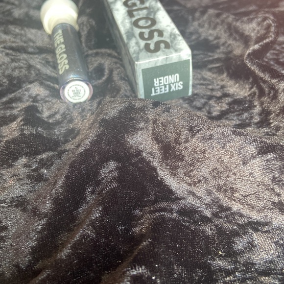 SIX FEET UNDER- The Gloss by Jeffree Star- NIB - Picture 3 of 3